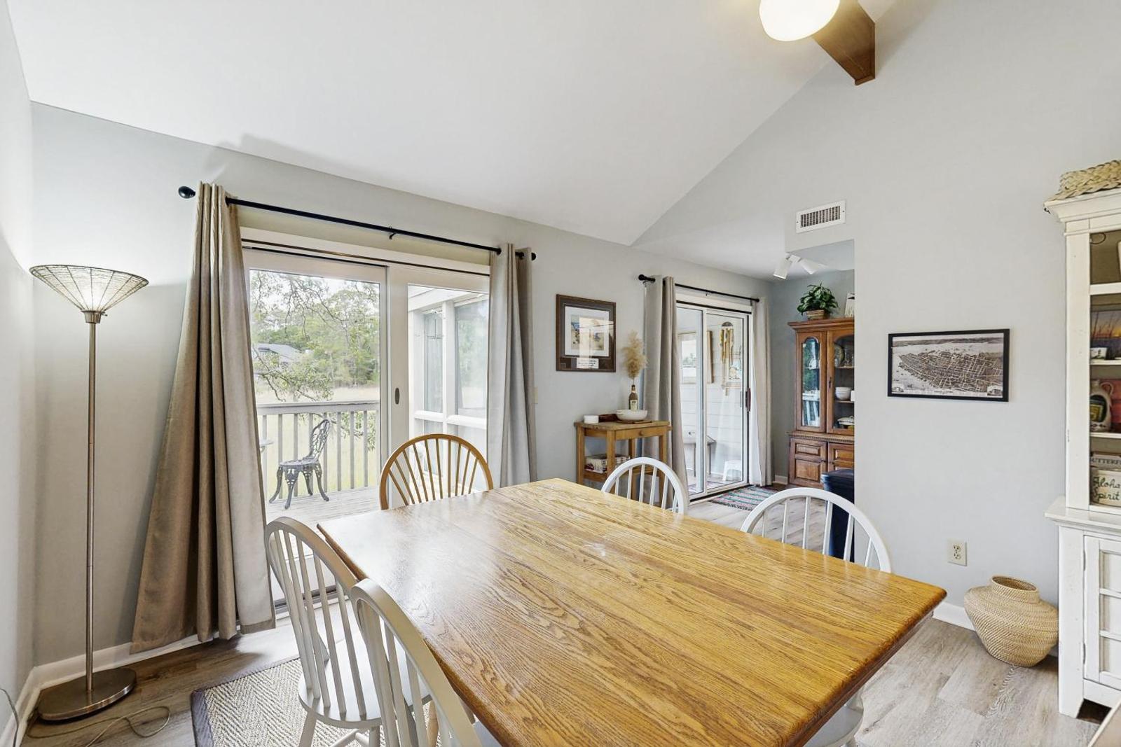 1237 Creekwatch Main image 1